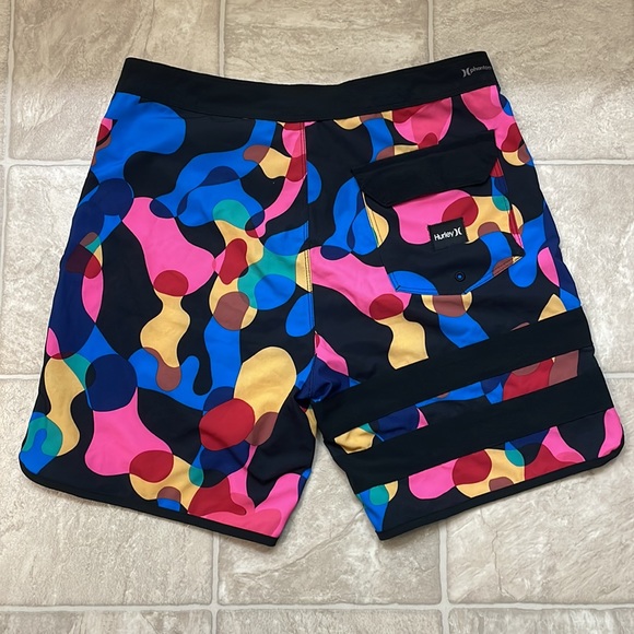 Hurley Phantom Board Shorts Size 30 - Picture 2 of 3